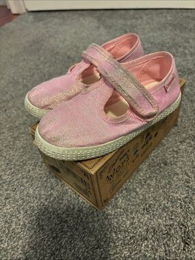 Cienta Sparkle Mary Jane Pink Glitter Mary Jane Shoes